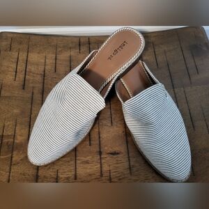 Indigo rd. Womens Striped mules Size 9.5